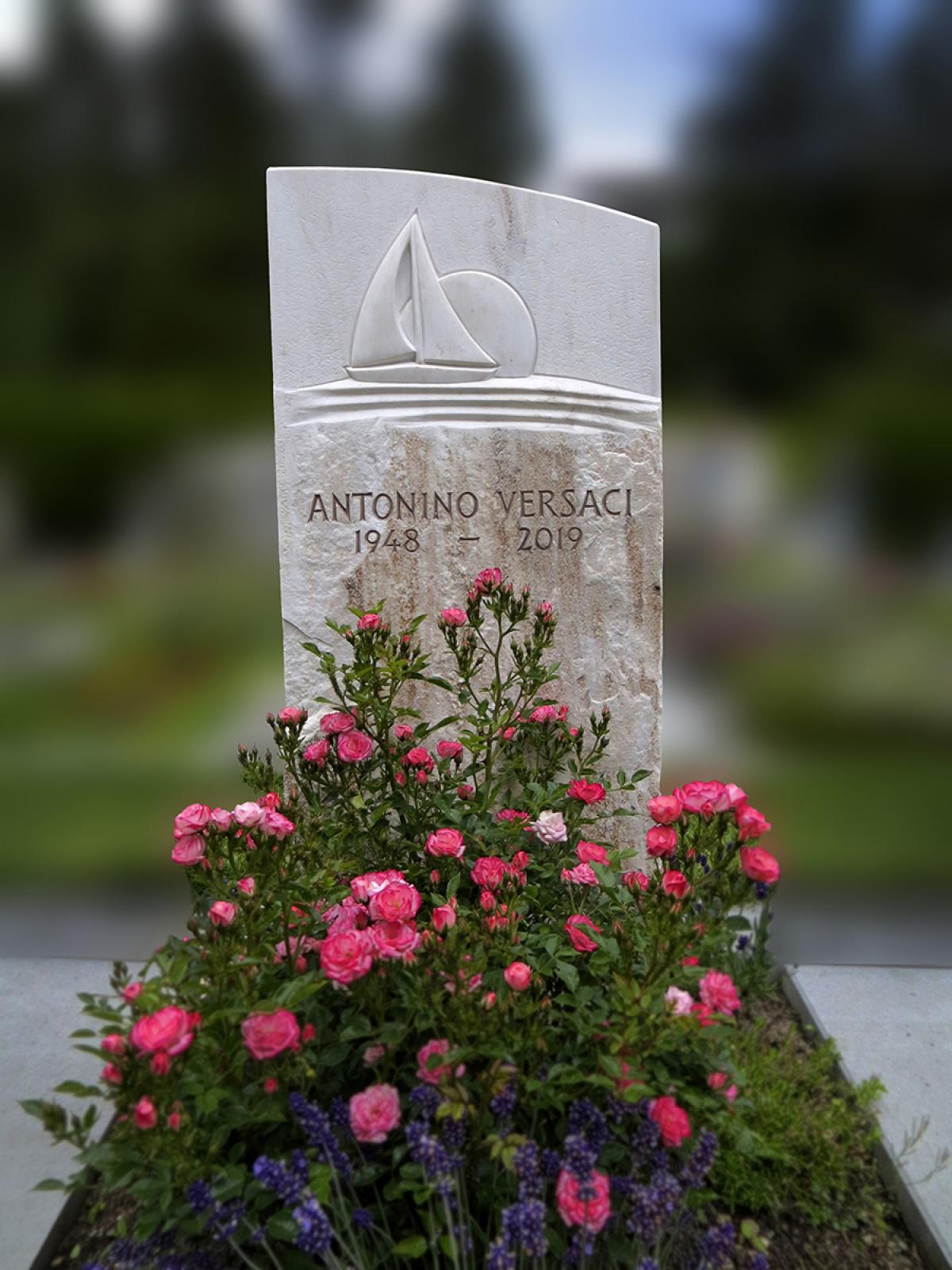 Wichtrach, Rüeggisberg und Amsoldingen – ein Grabstein für stille Orte mit Weitblick und Symbolkraft.