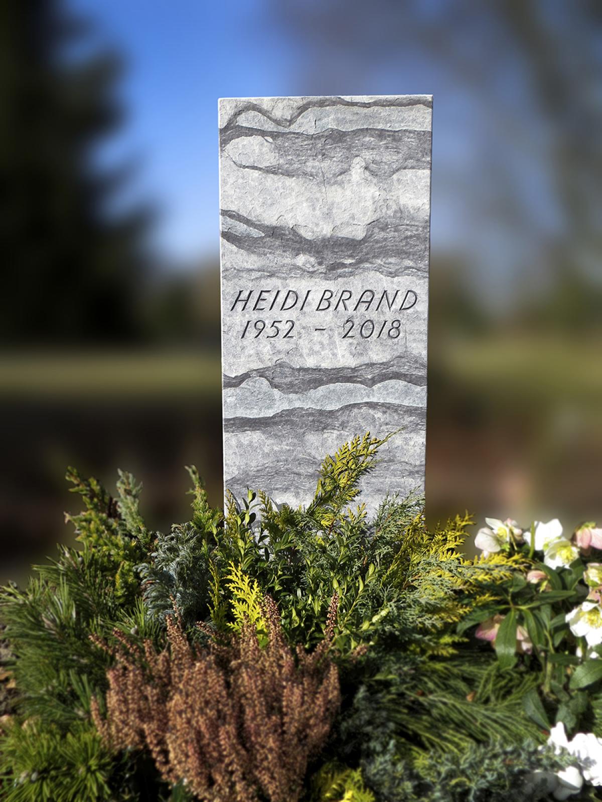 Grabstein kaufen – für Friedhöfe in Boltigen, Lenk und St. Stephan – klassisch, edel, zurückhaltend